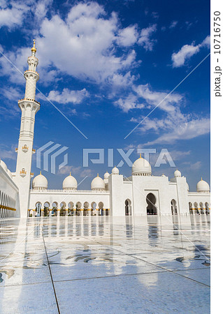 Abu Dhabi Sheikh Zayed White Mosque 10716750