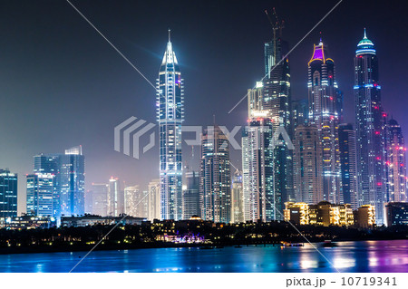 Dubai Marina cityscape, UAE 10719341