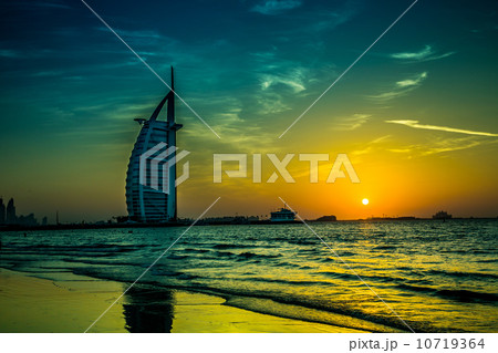 Burj Al Arab is a luxury 5 stars hotel Burj Al Arab is a luxury 5 stars hotel 10719364