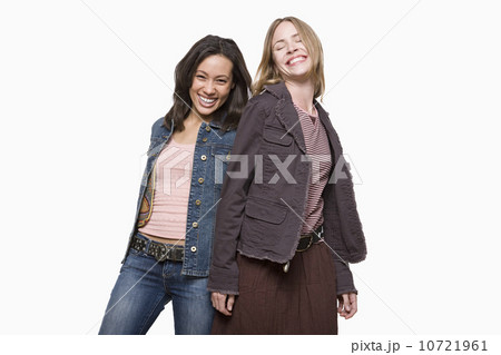 Studio portrait of two young women 10721961