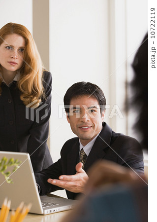 Business people at meeting 10722119