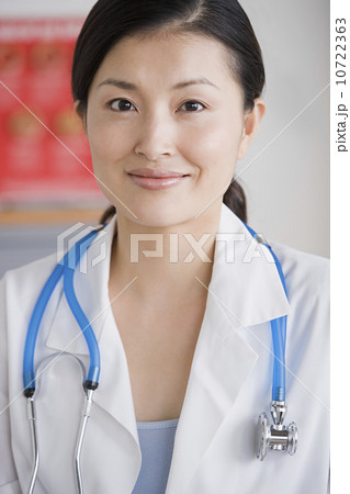 Portrait of smiling female doctor Portrait of smiling female doctor 10722363