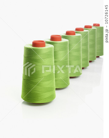Green thread 10726145