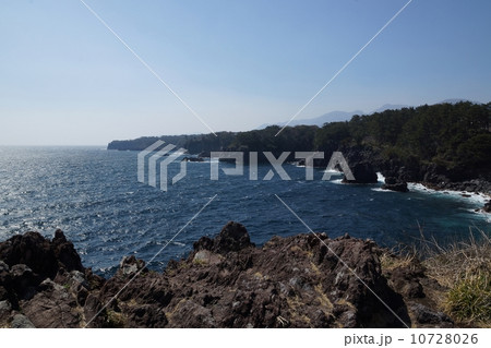 城ヶ崎海岸 断崖絶壁 城ヶ崎海岸 断崖絶壁 10728026