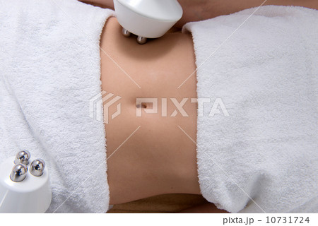 Belly of a young woman Belly of a young woman 10731724