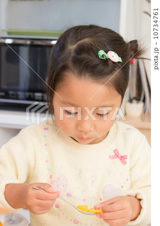 ケーキ作り ケーキ作り 10734761