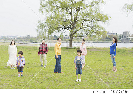 三世代ファミリー 10735160