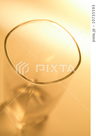 Empty glass 10735593