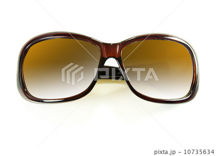 Sunglasses 10735634