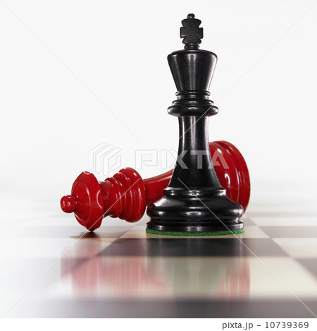 Chess pieces Chess pieces 10739369