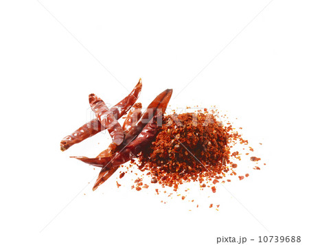 Studio shot of Red Chili Powder and Whole Red Chilies on white background 10739688