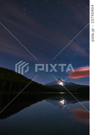 USA, Oregon, Clackamas County, View of Trillium Lake with Mt Hood in background at night 10740904