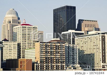 USA, Kentucky, Louisville, Morning skyline USA, Kentucky, Louisville, Morning skyline 10741044