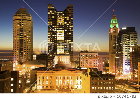 USA, Ohio, Columbus, Downtown illuminated at night 10741782