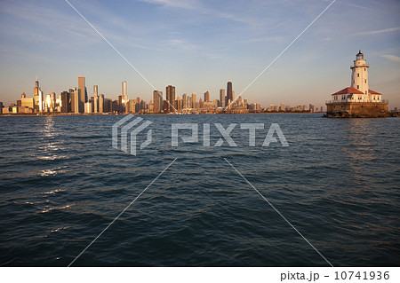 USA, Illinois, Chicago, City skyline over Lake Michigan USA, Illinois, Chicago, City skyline over Lake Michigan 10741936