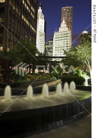 USA, Illinois, Chicago, Fountain and Wrigley Building illuminated at night USA, Illinois, Chicago, Fountain and Wrigley Building illuminated at night 10742448
