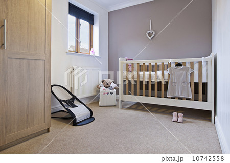 Infant's Nursery Infant's Nursery 10742558