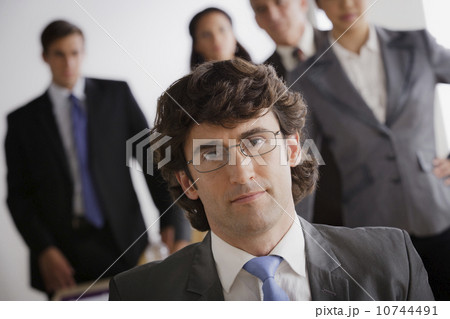 Studio shot of business people 10744491