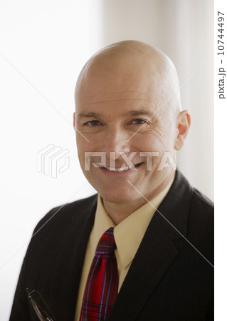Portrait of business man Portrait of business man 10744497