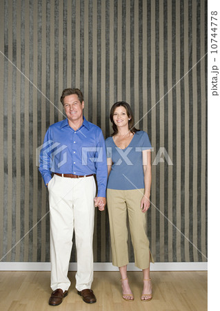 Portrait of happy couple Portrait of happy couple 10744778
