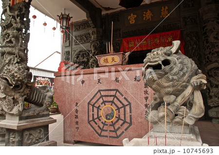 クー・コンシー寺院（ジョージタウン･ペナン島／マレーシア） 10745693