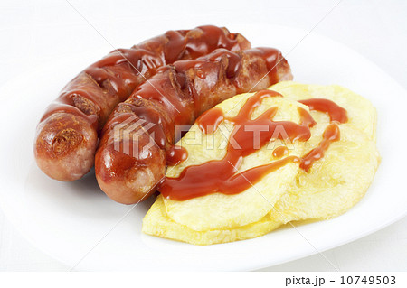 Fried sausages and potatoes 10749503