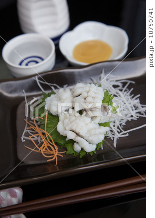 鱧の湯引き 10750741