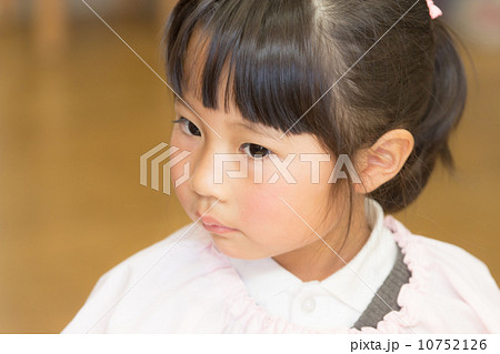 4歳　スモック　女の子 10752126