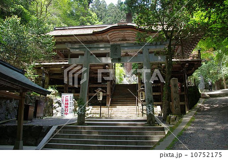 由岐神社　割拝殿 10752175