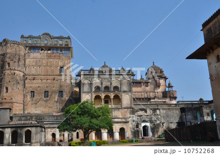 バンデラ王国の都オルチャのジャハーンギール・マハル バンデラ王国の都オルチャのジャハーンギール・マハル 10752268