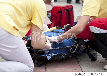 First aid training First aid training 10752418