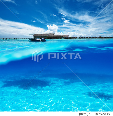 Beach with white sand bottom underwater view Beach with white sand bottom underwater view 10752835