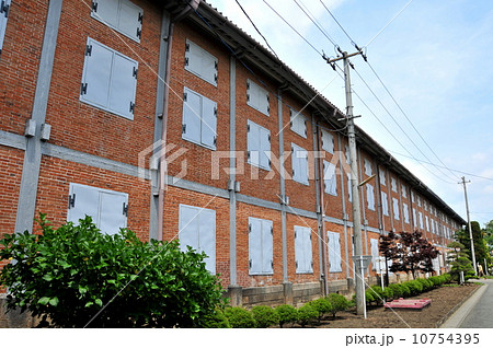 群馬県　富岡市　世界遺産　富岡製糸場 10754395