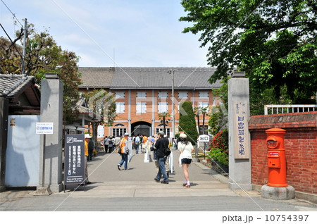 群馬県　富岡市　世界遺産　富岡製糸場 10754397