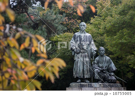 円山公園　坂本龍馬・中岡慎太郎像 10755005