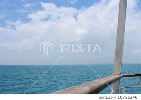 宮古島のフェリー 宮古島のフェリー 10756240