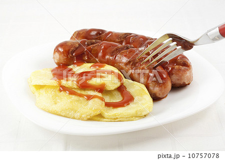 Eating sausages 10757078