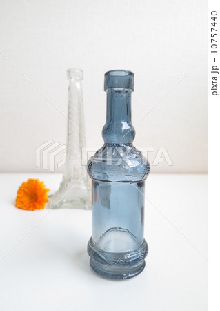 小瓶 小瓶 10757440