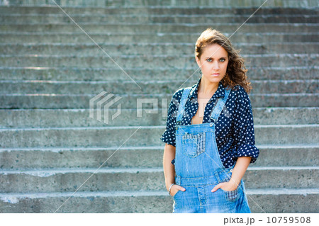 Summer beautiful girl portrait 10759508