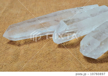 水晶 10760897