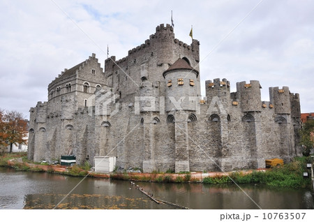 Gravesteen castle in Ghent, Belgium (panorama) Gravesteen castle in Ghent, Belgium (panorama) 10763507