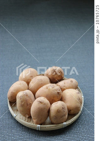 新じゃが　縦 10765725