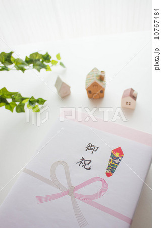 おうちのお祝い 10767484