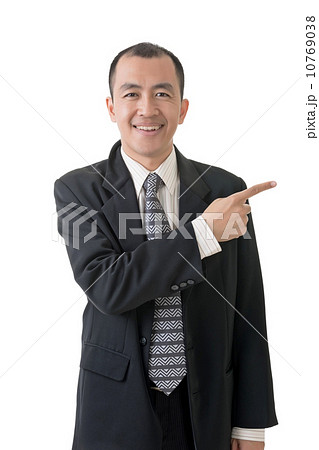 businessman introduce 10769038