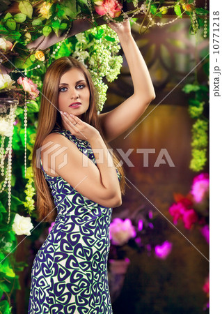 Beautiful Woman In Garden Beautiful Woman In Garden 10771218
