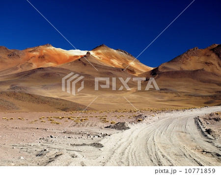 Borax mountain Borax mountain 10771859