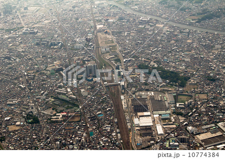 神奈川県の新川崎駅付近を空撮 神奈川県の新川崎駅付近を空撮 10774384