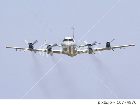 海上自衛隊の主力哨戒機Ｐ－３Cオライオン 10774976