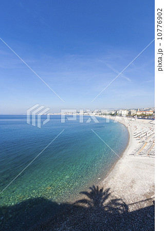 南フランス ニース海岸 10776902