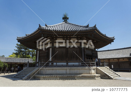 法隆寺の夢殿 10777775